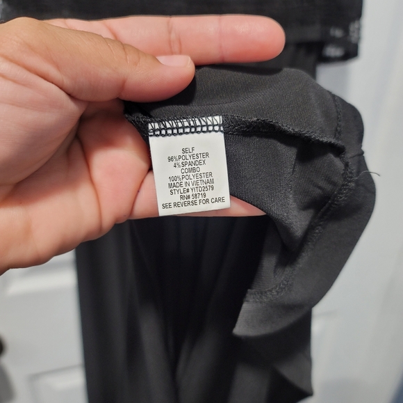 Sleeveless black maxi dress with lace overlay. Petite size S - Picture 9 of 13